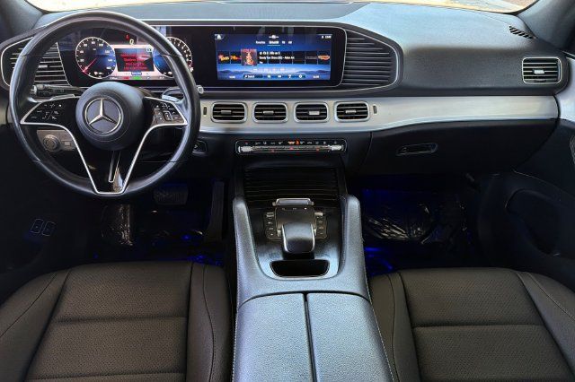 Used 2024 Mercedes-Benz GLE 450e 4MATIC image 16