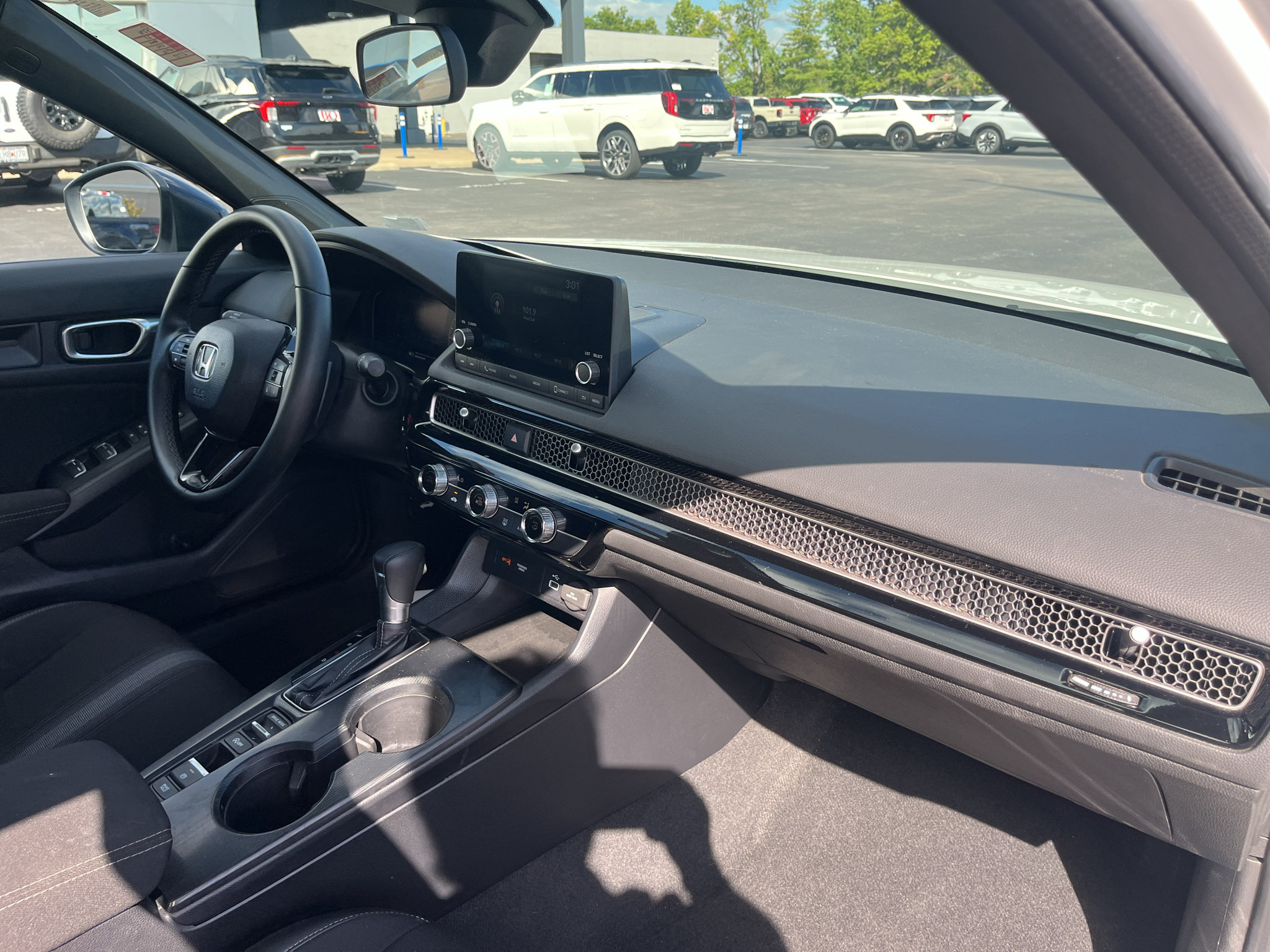 Used 2023 Honda Civic Sport image 31