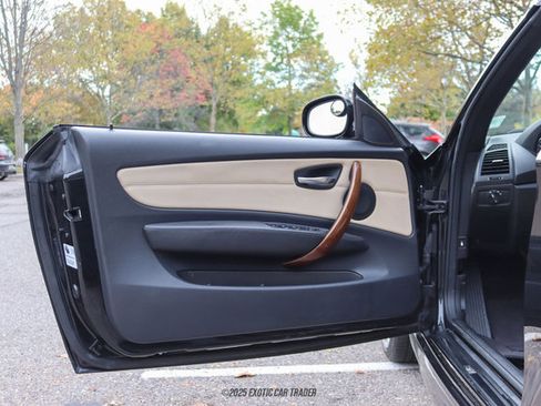 Used 2010 BMW 135i Convertible image 45