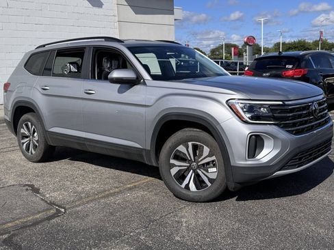 New 2026 Volkswagen Atlas SE image 7