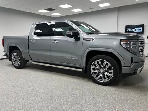 Used 2024 GMC Sierra 1500 Denali w/ Denali Reserve Package image 13