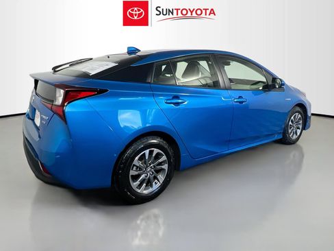 Used 2022 Toyota Prius XLE image 4
