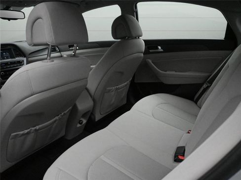 Used 2017 Hyundai Sonata Sport image 11