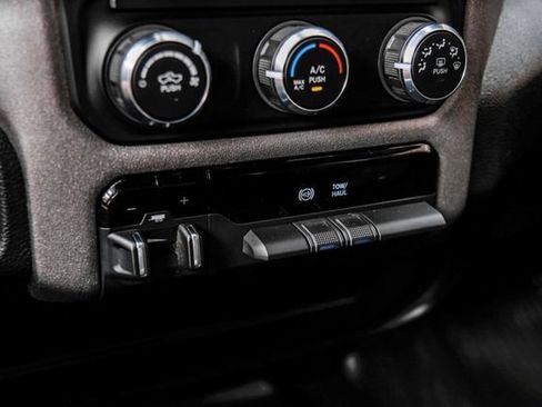 Used 2021 RAM 3500 Tradesman w/ Chrome Appearance Group AWD/4WD image 28