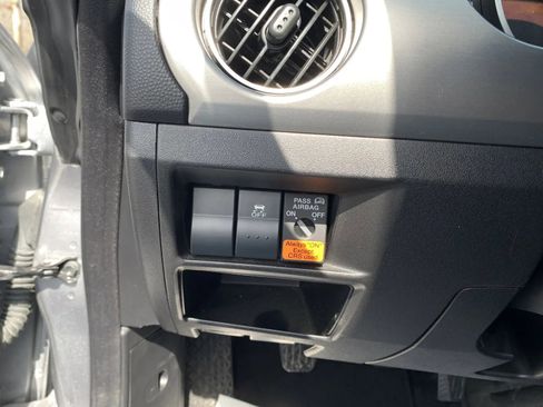 Used 2012 MAZDA MX-5 Miata Grand Touring image 16