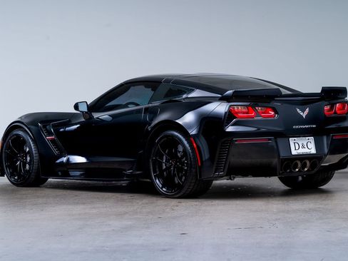 Used 2018 Chevrolet Corvette Grand Sport RWD image 4