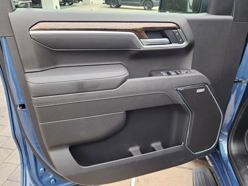 New 2026 GMC Sierra 1500 Elevation w/ Elevation Premium Package AWD/4WD image 14