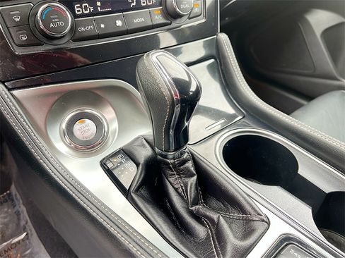 Used 2021 Nissan Maxima Platinum w/ Sport Mat Group image 17