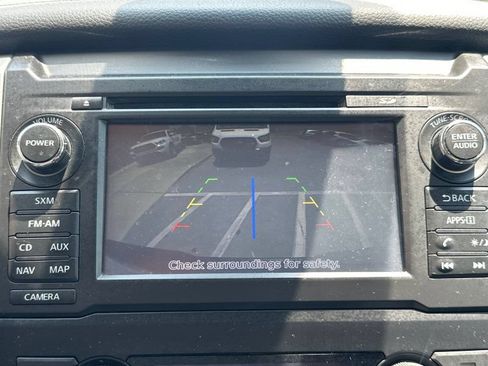 Used 2018 Nissan Titan PRO-4X w/ Pro-4x Convenience Package AWD/4WD image 19