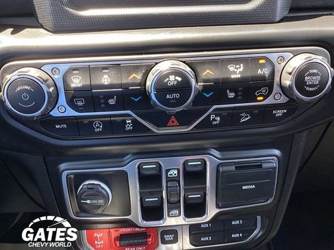 Used 2020 Jeep Wrangler Unlimited Rubicon w/ Quick Order Package 28Y Recon AWD/4WD image 18
