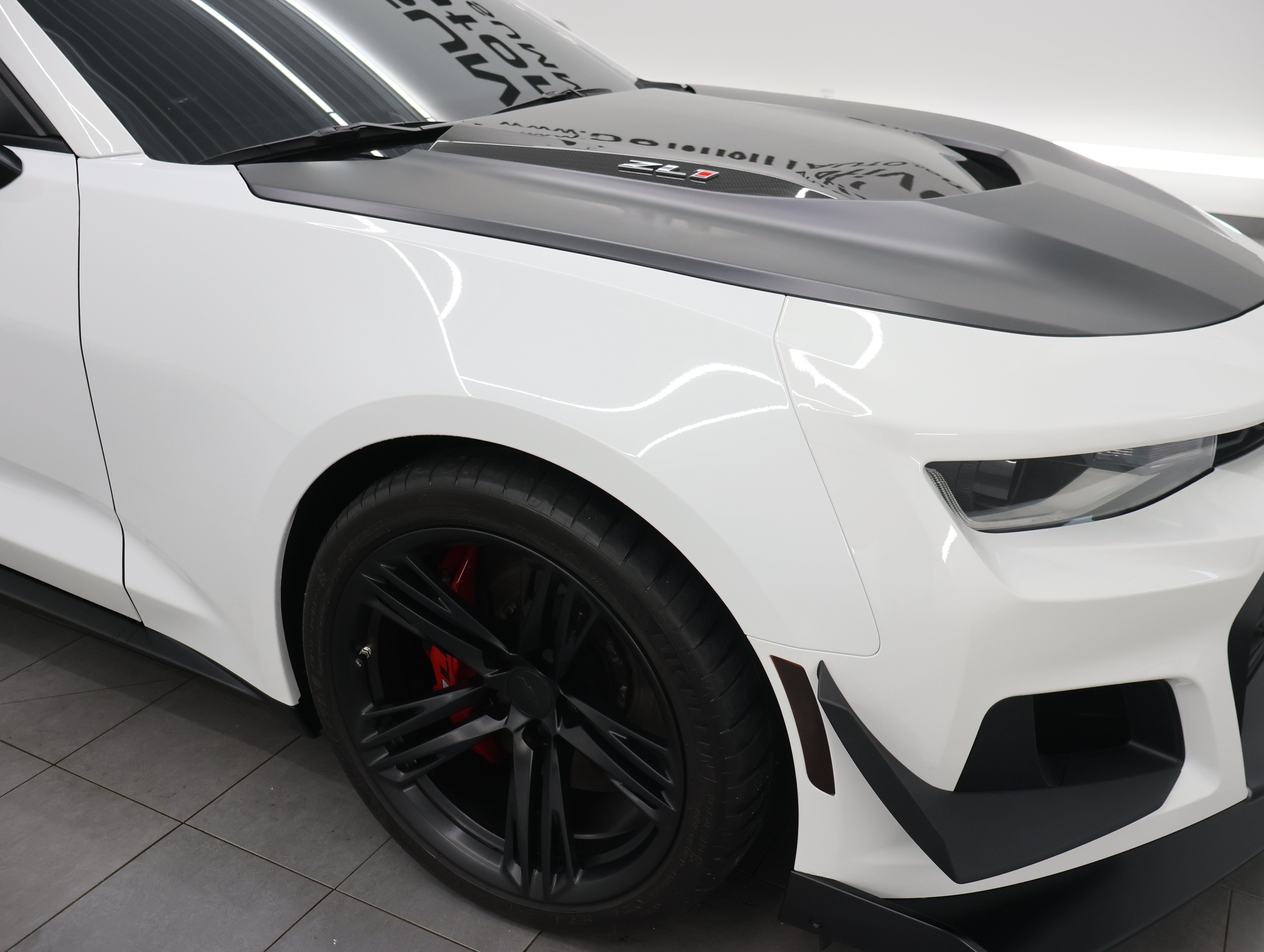 Used 2020 Chevrolet Camaro ZL1 RWD image 24