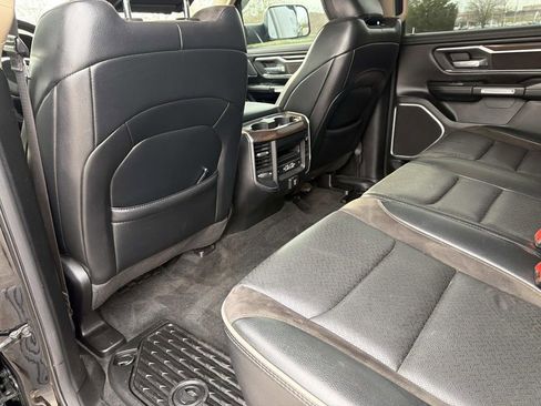 Used 2021 RAM 1500 Laramie w/ Laramie Southwest Edition image 17