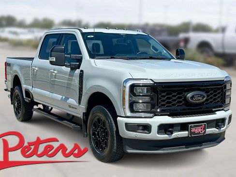 Used 2025 Ford F250 Lariat w/ Lariat Ultimate Package AWD/4WD image 1