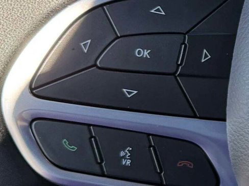 New 2026 Chrysler Pacifica Limited image 29