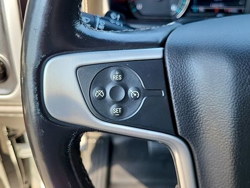 Used 2018 GMC Sierra 2500 SLE w/ SLE Fleet Convenience Package AWD/4WD image 17