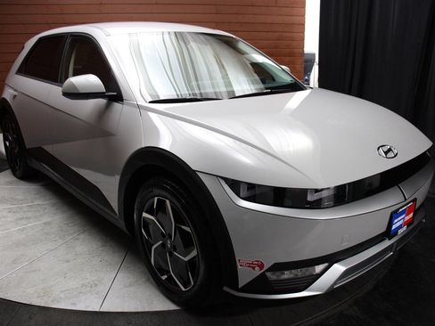 Used 2024 Hyundai Ioniq 5 SEL image 16