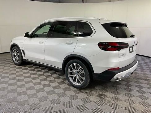 New 2026 BMW X5 xDrive50e AWD/4WD image 4