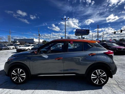Used 2018 Nissan Kicks SR w/ Interior Electronics Package image 2