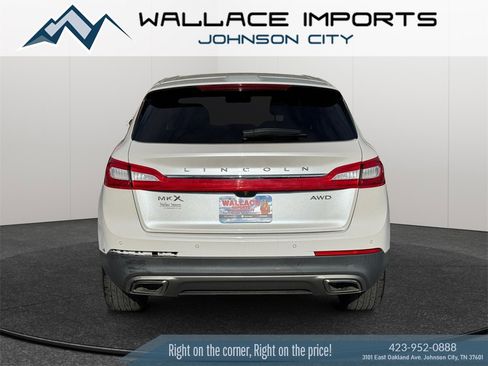 Used 2017 Lincoln MKX Select w/ Select Plus Package image 4