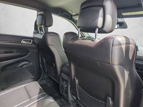 Used 2018 Jeep Grand Cherokee Trailhawk AWD/4WD image 23