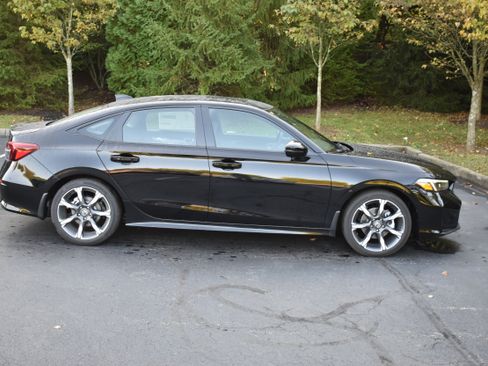 New 2026 Honda Civic Sport Touring image 9