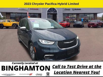 Used 2023 Chrysler Pacifica Limited