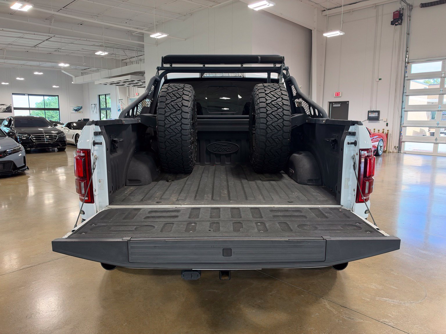 Used 2018 Ford F150 Raptor w/ Equipment Group 802A Luxury AWD/4WD image 50