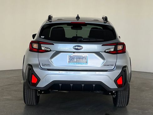 New 2026 Subaru Crosstrek 2.5i Limited w/ Crosstrek Mirror Package image 5