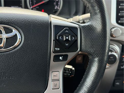 Used 2023 Toyota 4Runner Limited AWD/4WD image 22
