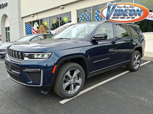 New 2026 Jeep Grand Cherokee L Limited AWD/4WD image 1
