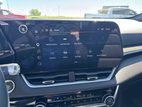 Certified 2025 Chevrolet Equinox LT w/ Convenience Package II FWD image 26