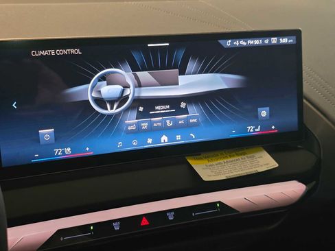 New 2026 BMW X3 xDrive30 w/ Premium Package image 30