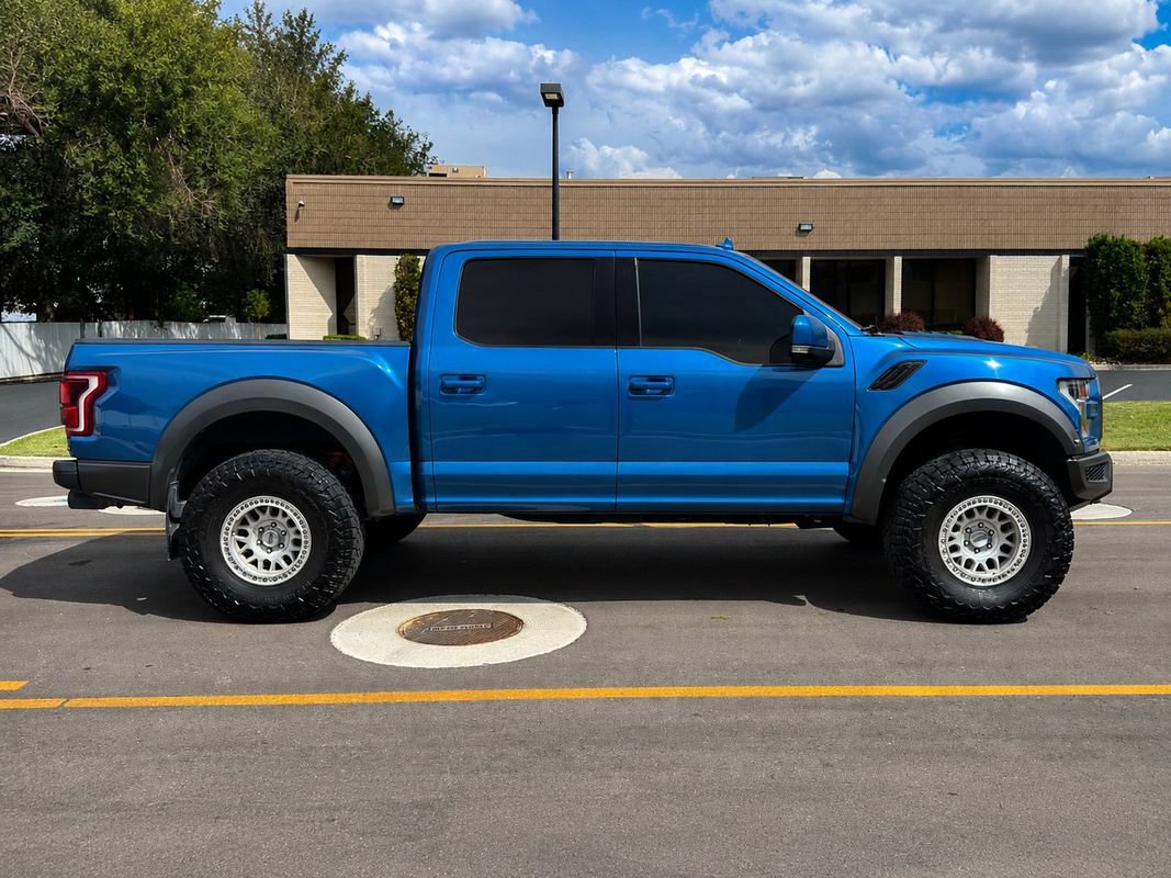 Used 2019 Ford F150 Raptor w/ Equipment Group 802A Luxury AWD/4WD image 7