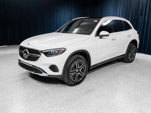 New 2026 Mercedes-Benz GLC 300 image 1