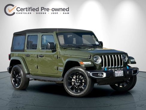 Certified 2022 Jeep Wrangler Unlimited Sahara w/ Cold Weather Group AWD/4WD image 2