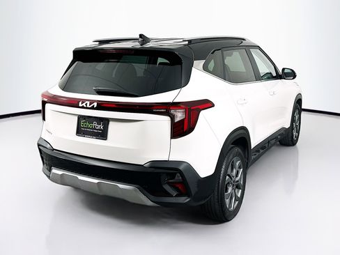 Used 2024 Kia Seltos S image 9