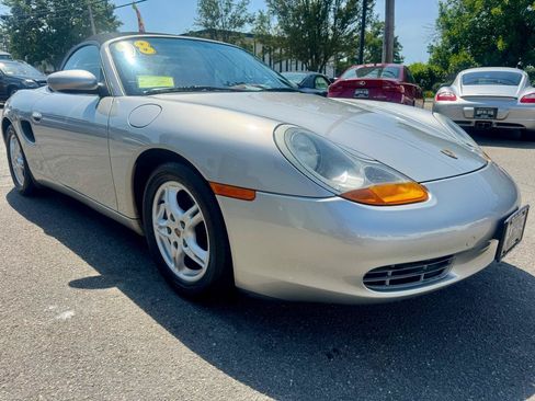Used 1998 Porsche Boxster RWD image 32