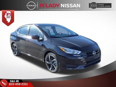 New 2025 Nissan Versa SR w/ Trunk Package