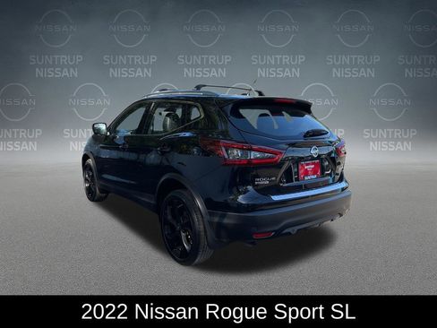 Used 2022 Nissan Rogue Sport SL AWD/4WD image 3
