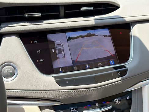 Certified 2024 Cadillac XT5 Premium Luxury w/ Technology Package FWD image 18