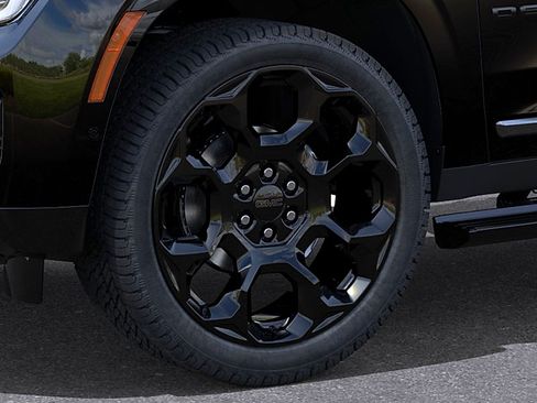 New 2026 GMC Yukon XL Denali Ultimate AWD/4WD image 9