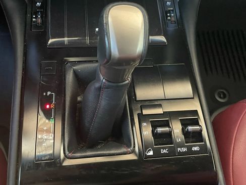 Used 2021 Lexus GX 460 Premium image 15