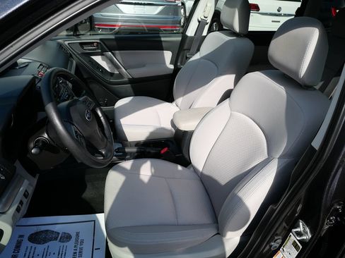 Used 2015 Subaru Forester 2.5i Premium w/ All-Weather Package AWD/4WD image 14