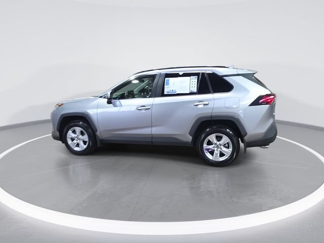 Used 2019 Toyota RAV4 XLE w/ All Weather Liner Package AWD/4WD image 5