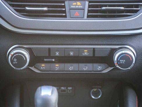 Used 2024 Nissan Altima 2.5 SR image 12