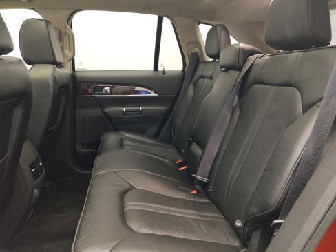 Used 2014 Lincoln MKX AWD w/ Equipment Group 101A image 18