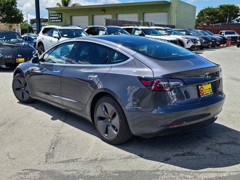 Used 2019 Tesla Model 3 Long Range image 3