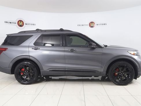 Used 2021 Ford Explorer ST w/ Equipment Group 401A AWD/4WD image 2