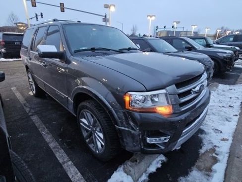 Certified 2017 Ford Expedition Platinum image 2