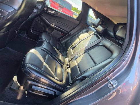 Used 2021 Ford Escape Titanium AWD/4WD image 7